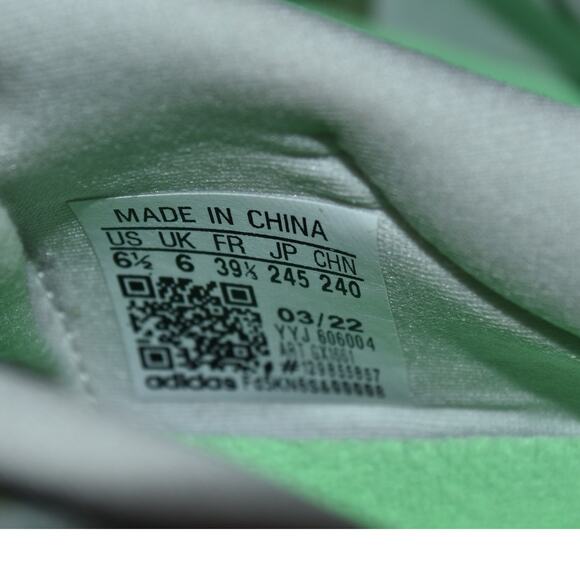 Adidas The Road Shoe Women's 7.5 Men's 6.5 NEW WITH FLAWS - Picture 7 of 8